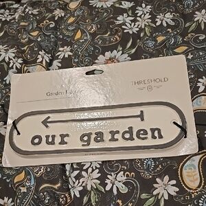❤️10/$40 New Heavy Threshold Our Garden Sign - Black and White